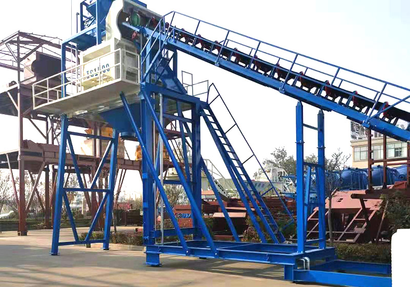 免基礎(chǔ)混凝土攪拌站設(shè)備