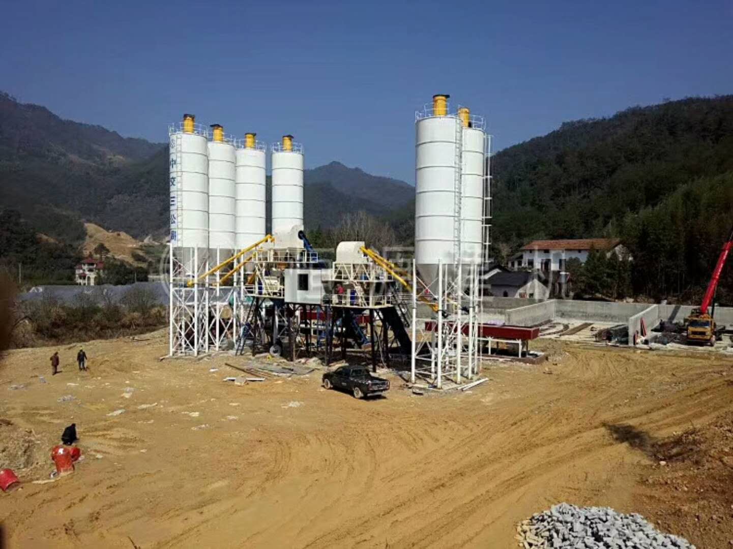 恒源建機中交三公局浙江60攪拌站、90攪拌站安裝
