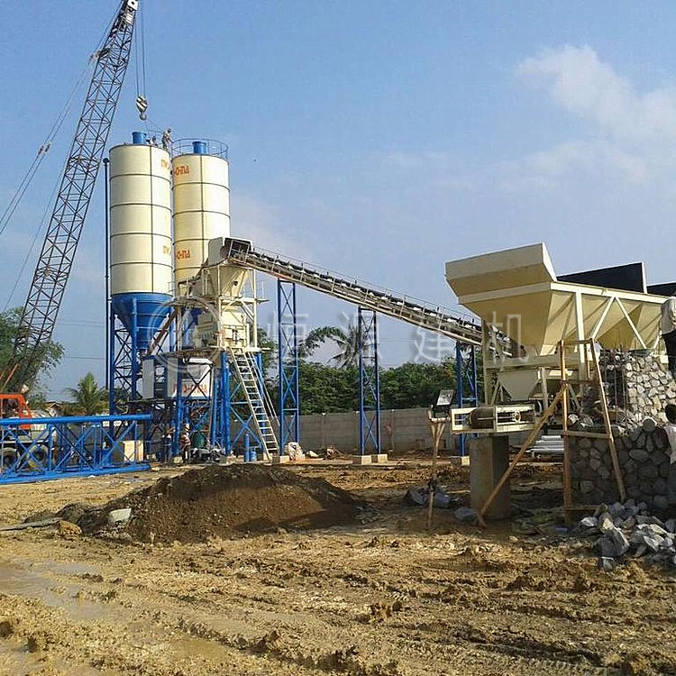 HZS90混凝土攪拌站產(chǎn)量如何？功率大嗎？