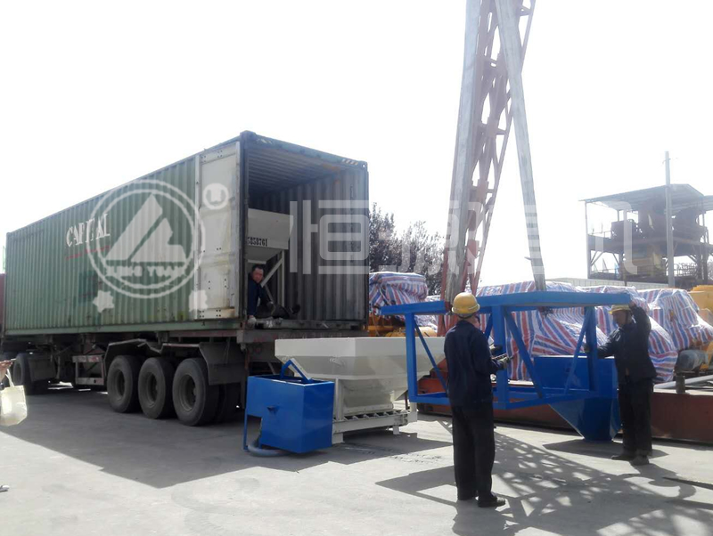 發(fā)往吉爾吉斯斯坦js1000混凝土攪拌站發(fā)貨現(xiàn)場(chǎng)圖片