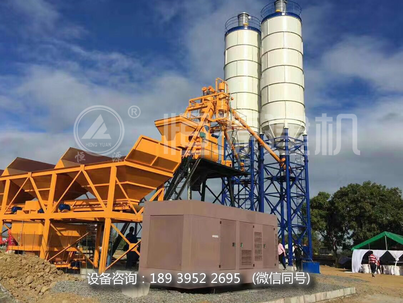 建一個不同型號的小型混凝土攪拌站設(shè)備占地面積是多少？？小型攪拌機的型號有哪些？