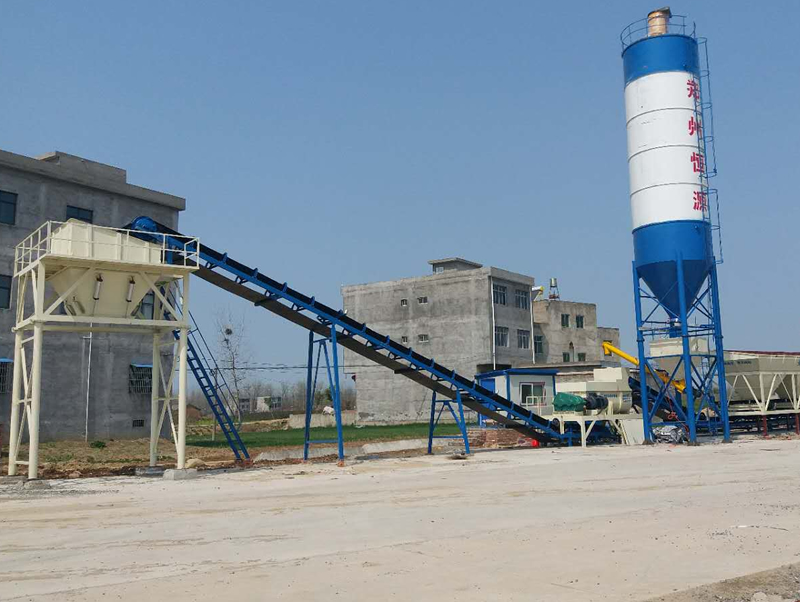 建一個(gè)穩(wěn)定土拌和站設(shè)備大概需要多少錢(qián)？拌合站比較適用于哪些地方？
