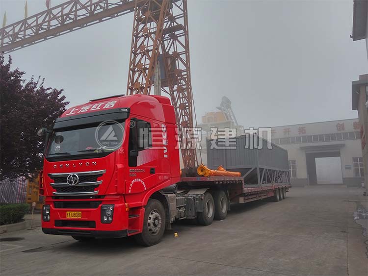 80噸臥式水泥倉裝車發(fā)貨