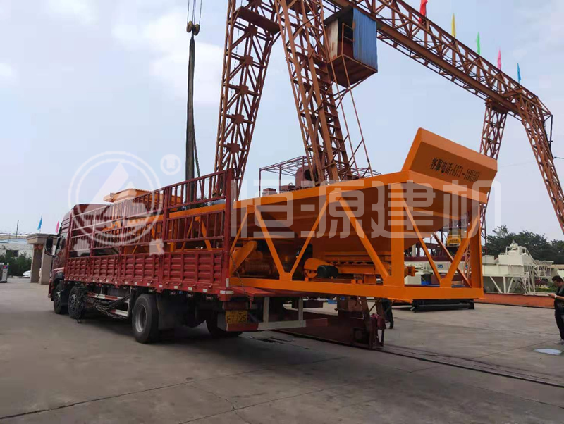 恒源建機 35攪拌站裝車發(fā)往溫州