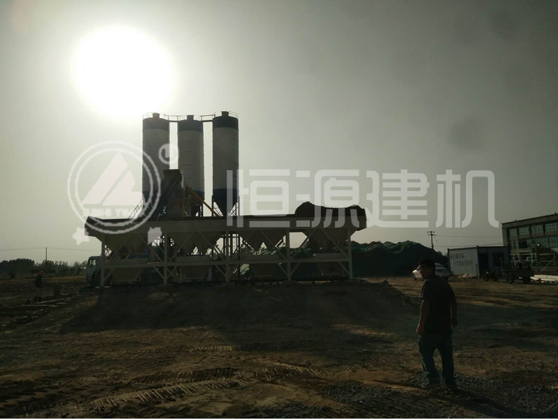恒源建機(jī)新型HZS90型商砼攪拌站，讓噪音、污水都遠(yuǎn)離