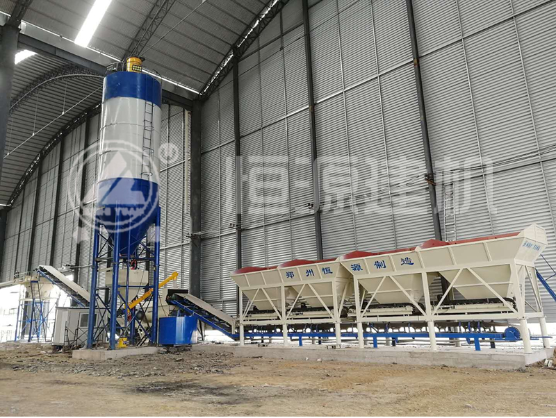 穩(wěn)定土拌合站廠家，恒源建機(jī)提供各種型號(hào)的拌合設(shè)備