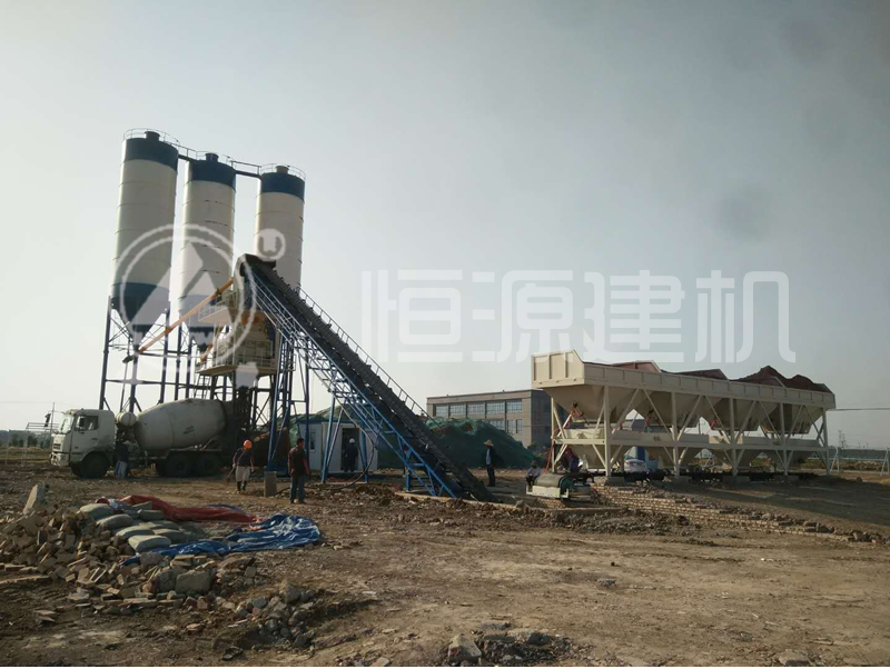 恒源建機混凝土攪拌站布局場地需要注意什么？