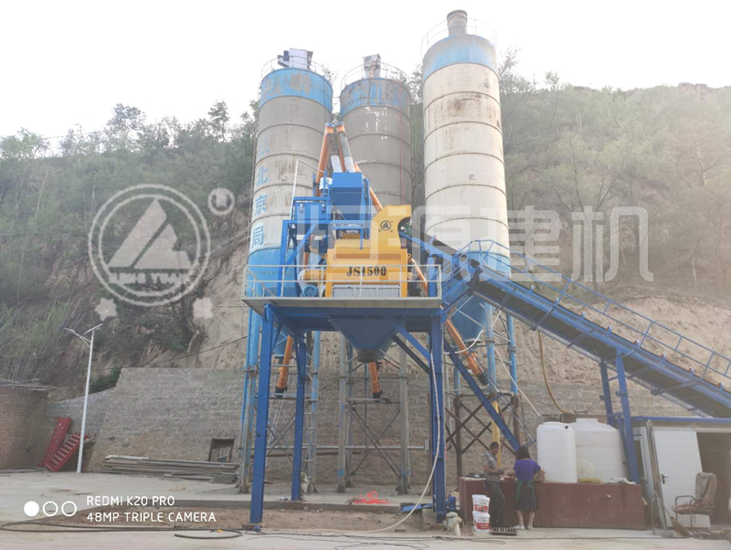 攪拌站設備生產(chǎn)廠家哪個好？水泥混凝土拌和機多少錢？